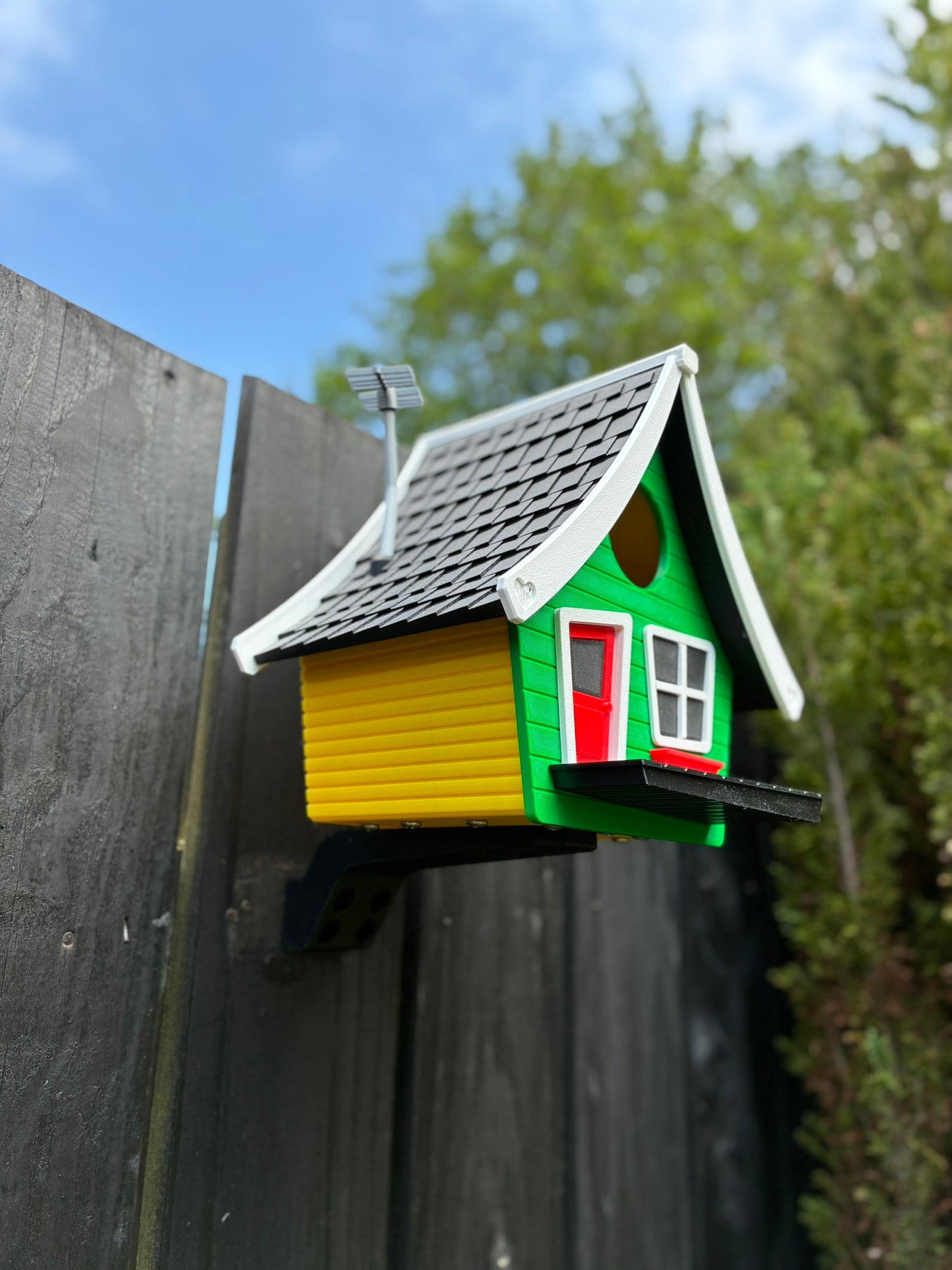 Toon House Birdhouse – UV Resistant 3D Printed Outdoor Bird Box